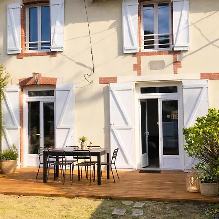 בית נופש Maison Cosy A 50m Avec Terrasse Ensoleillee