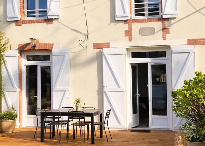 Casa de Férias Maison cosy à 50m plage avec terrasse ensoleillée